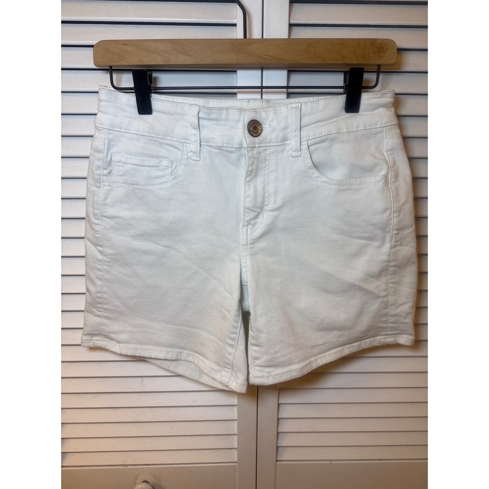American Eagle Super Stretch White Denim Shorts Womens Size 8 Mid Rise Classic